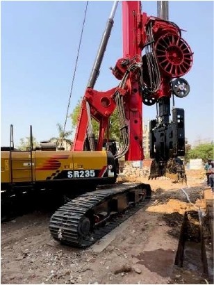 Step 02 – Slurry Preparation & Panel Excavation